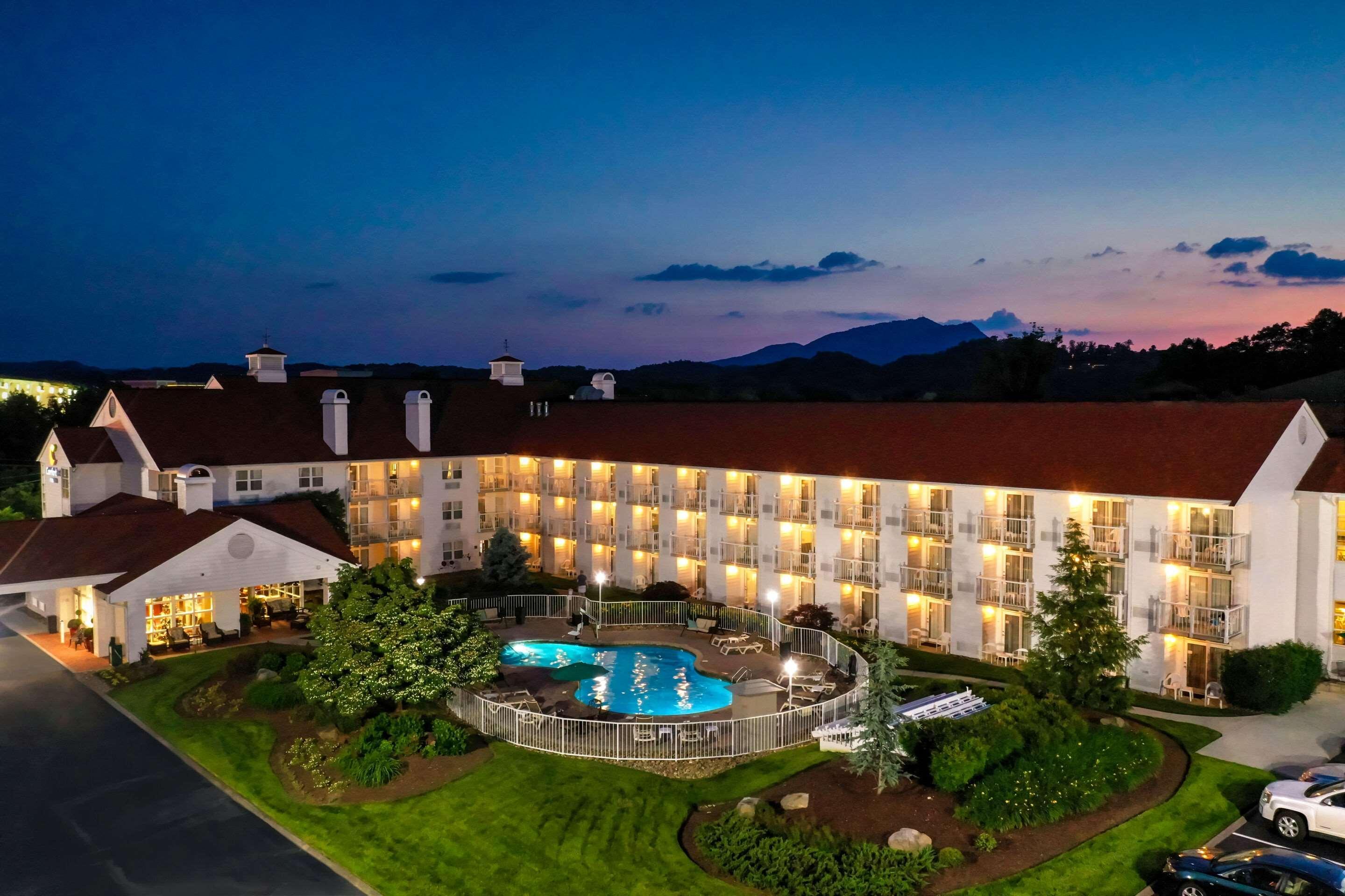 The Inn At Apple Valley, Ascend Hotel Collection Pigeon Forge Exterior photo