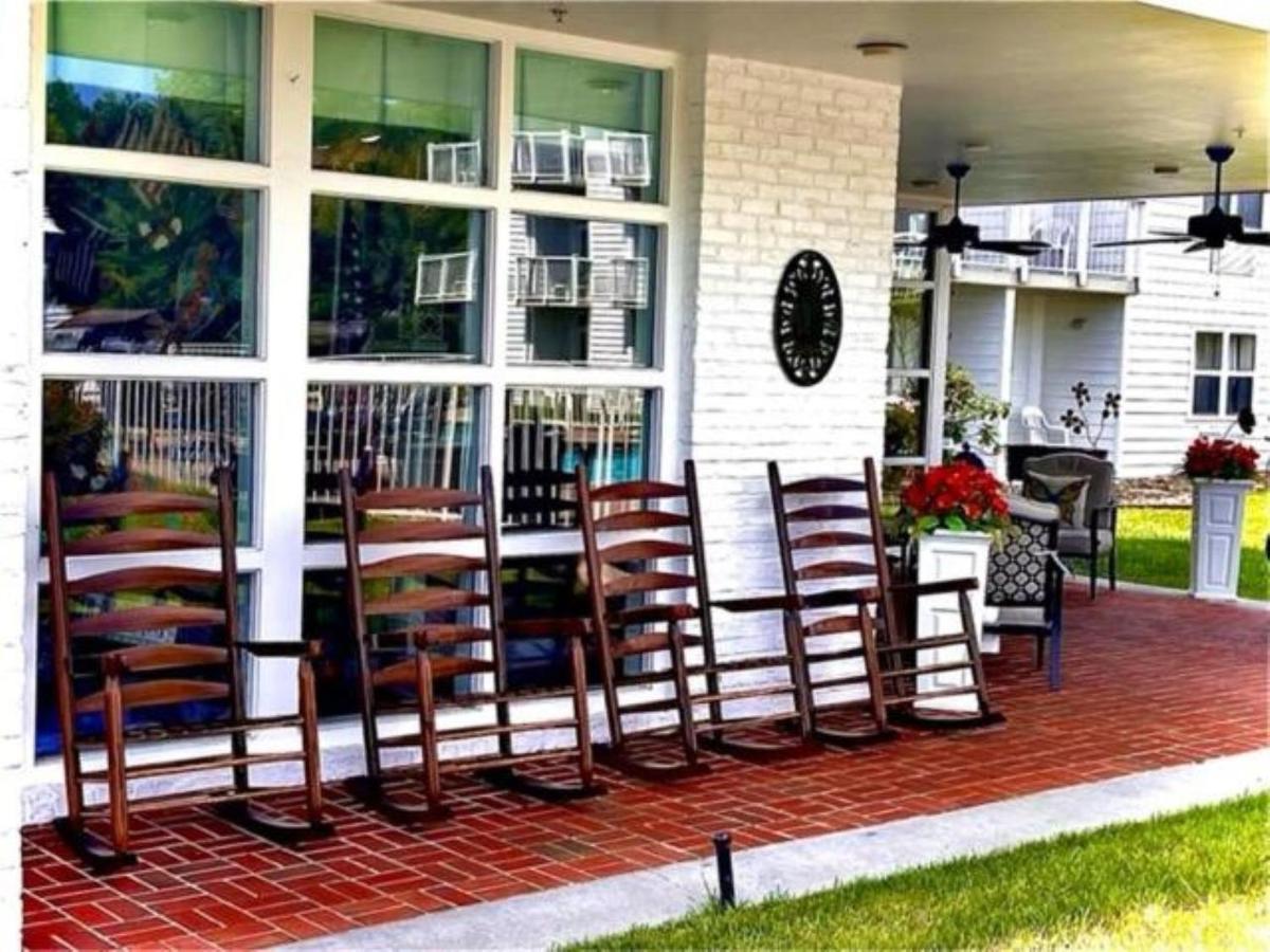 The Inn At Apple Valley, Ascend Hotel Collection Sevierville Exterior photo