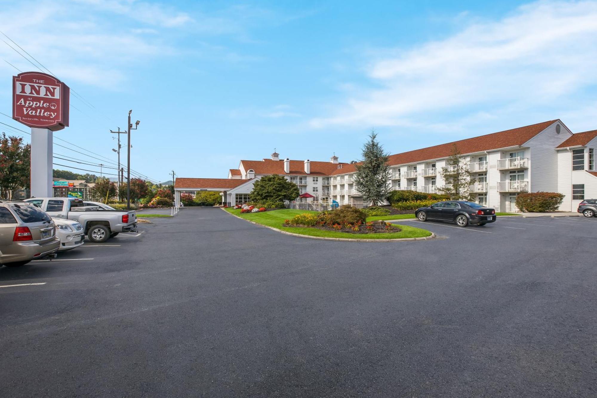 The Inn At Apple Valley, Ascend Hotel Collection Sevierville Exterior photo