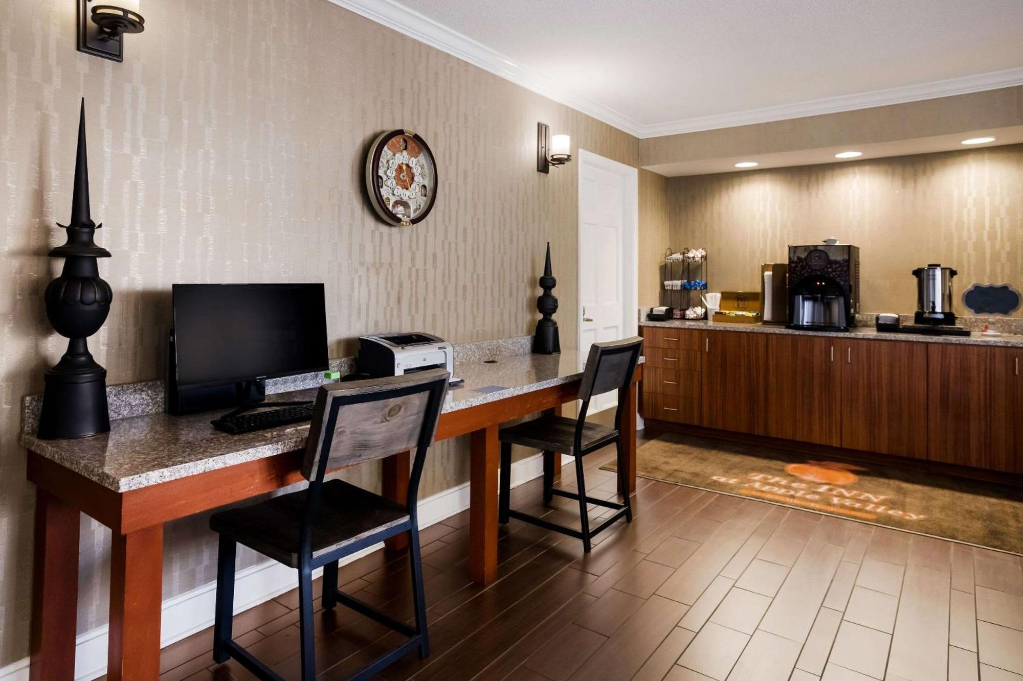 The Inn At Apple Valley, Ascend Hotel Collection Sevierville Exterior photo