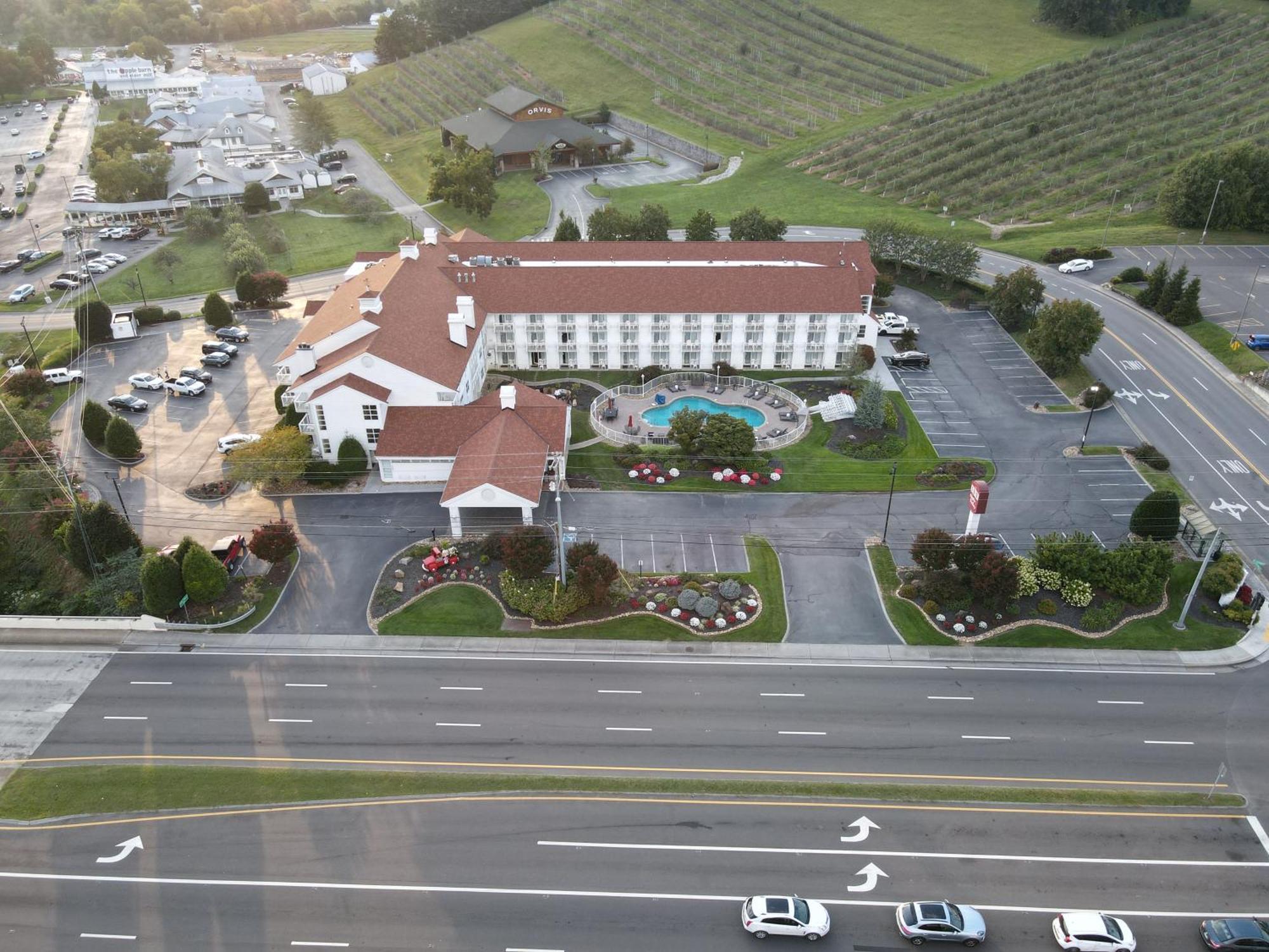 The Inn At Apple Valley, Ascend Hotel Collection Sevierville Exterior photo